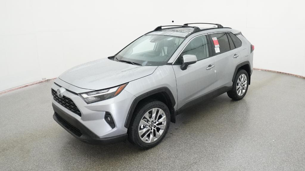 2025 Toyota RAV4 XLE Premium's photo