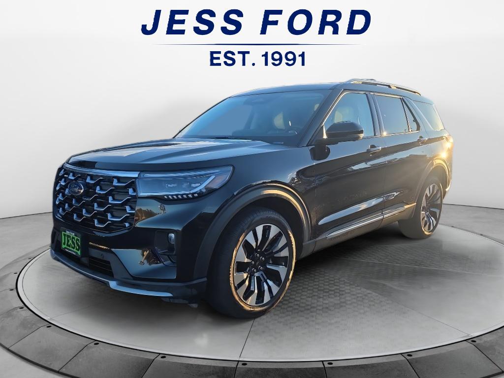 2025 Ford Explorer Platinum's photo