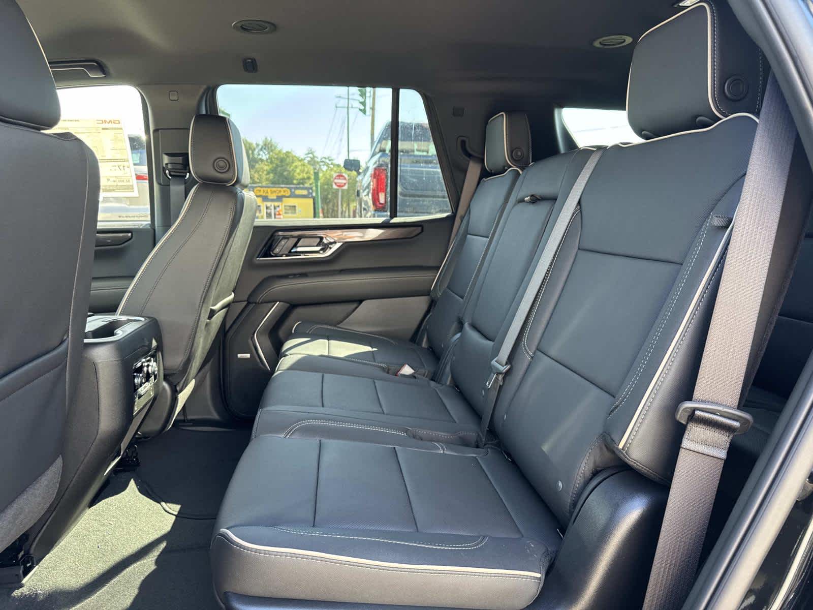 2026 Gmc Yukon photo 9