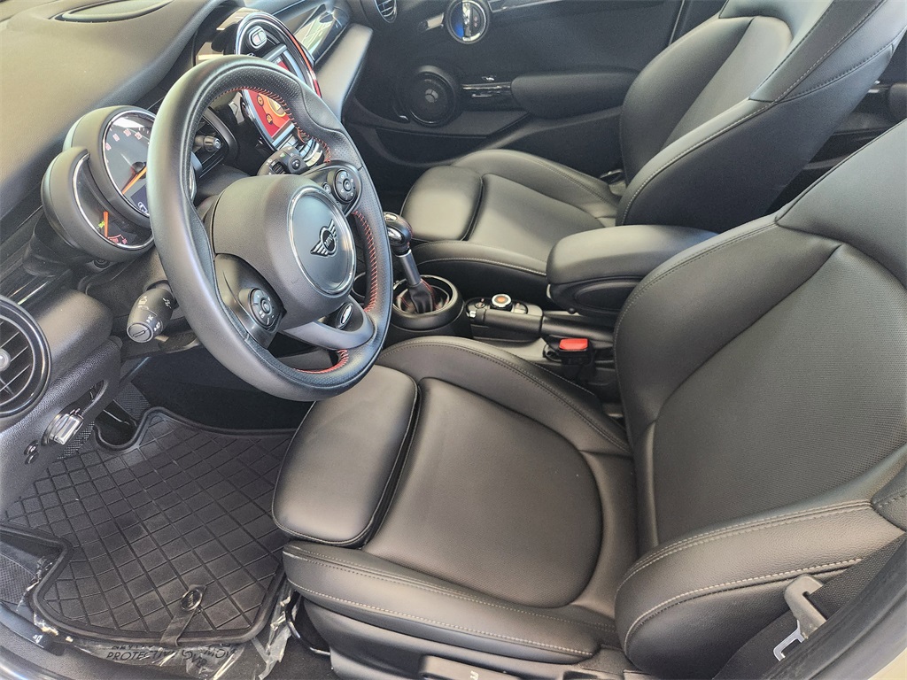 2019 Mini Cooper Hardtop S photo 11