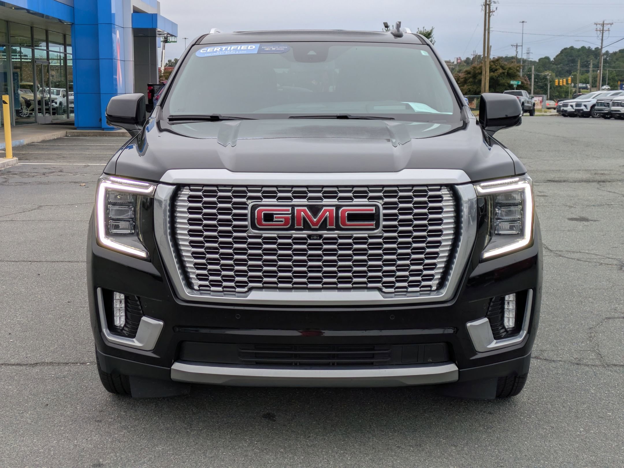 2023 Gmc Yukon XL Denali photo 2