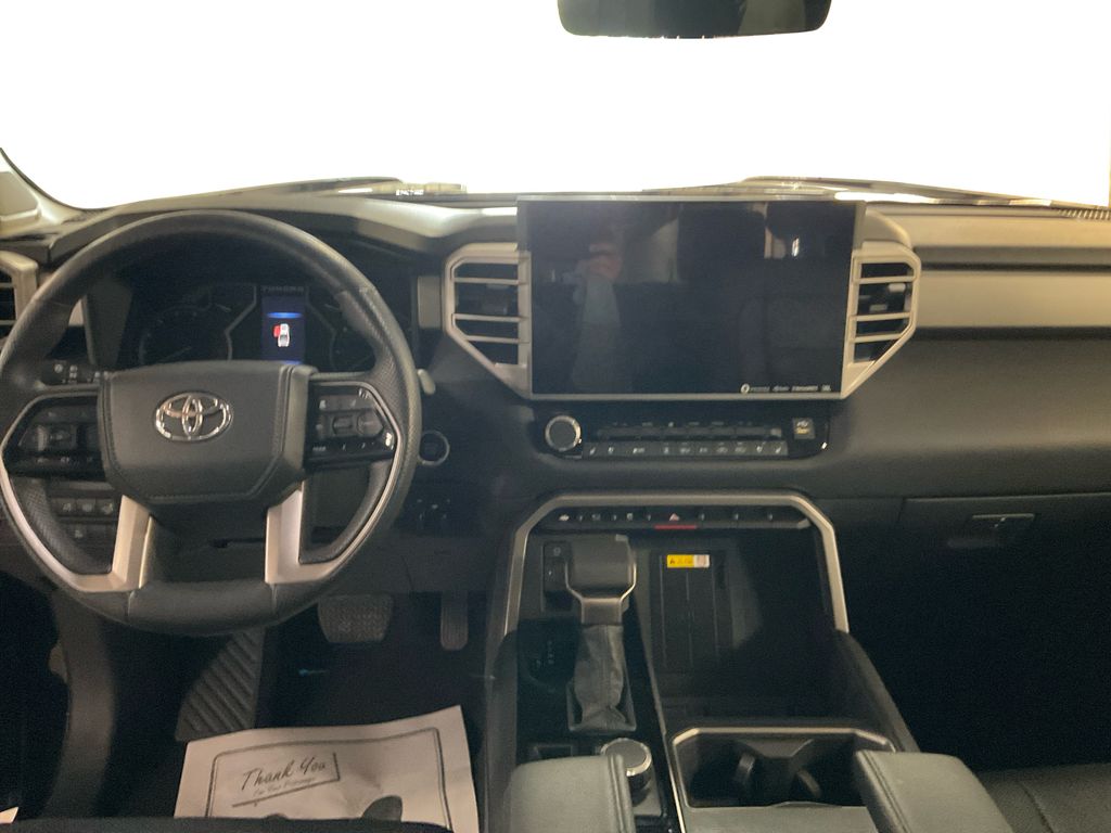 2022 Toyota Tundra Limited photo 12