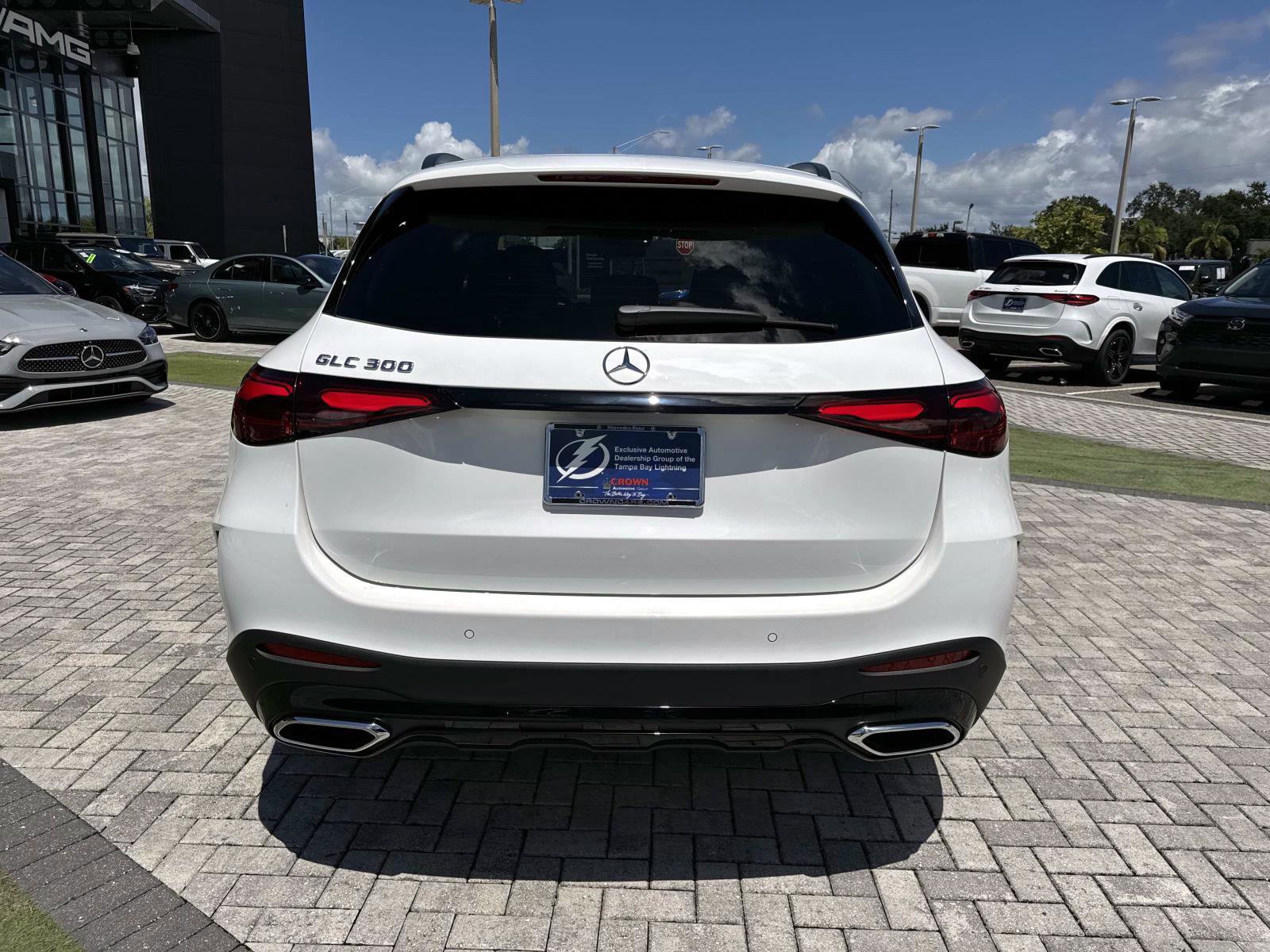 2026 Mercedes Benz GLC 300 photo 3