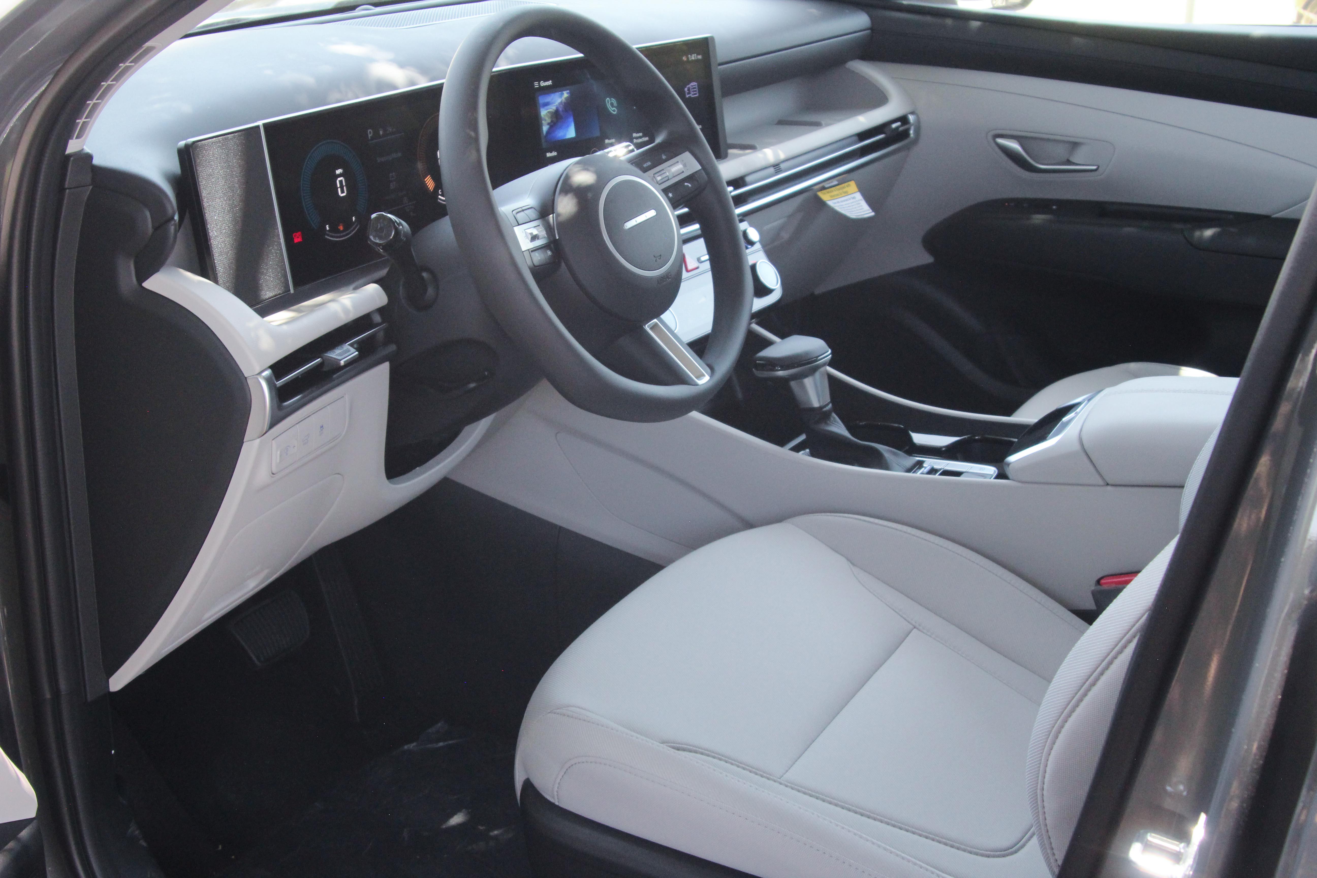 2025 Hyundai Tucson SEL photo 5