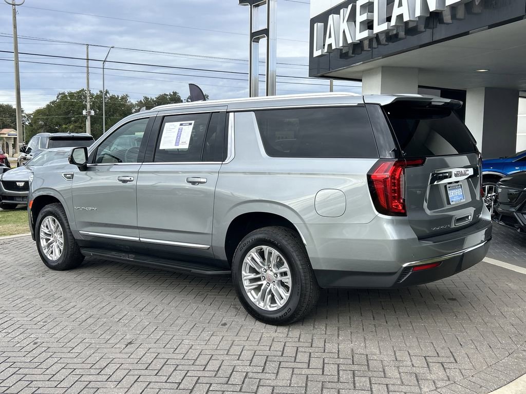 2024 Gmc Yukon XL SLT photo 4