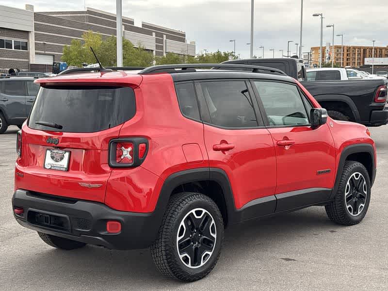 2016 Jeep Renegade Trailhawk photo 7