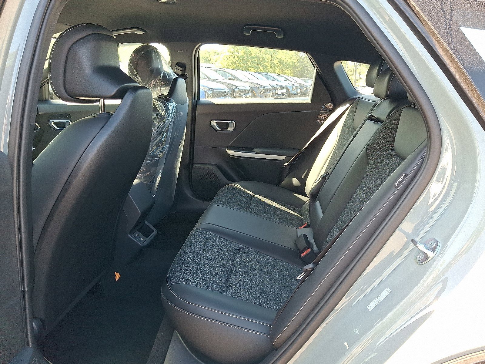 2025 Kia K4 GT-Line photo 5