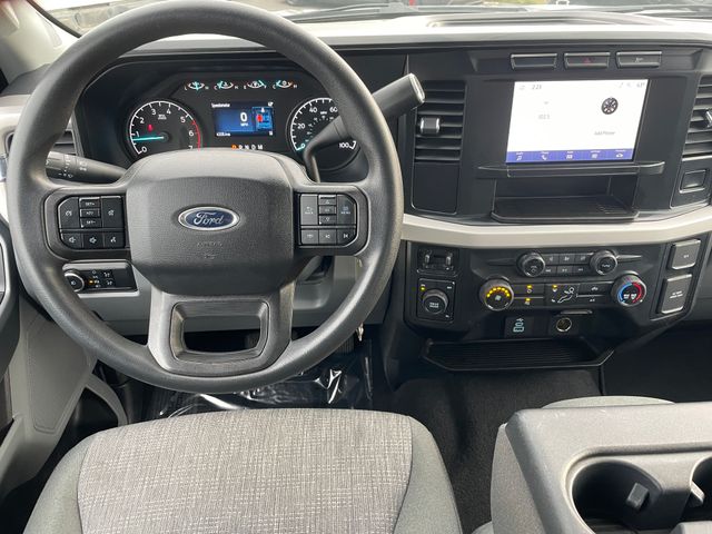 2024 Ford F-250 photo 3