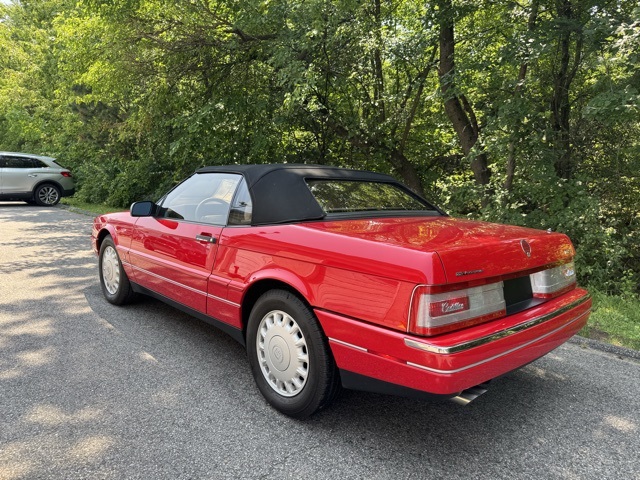 1993 Cadillac Allante photo 4