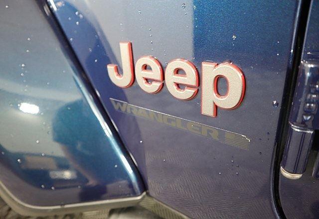 2025 Jeep Wrangler Rubicon X photo 8