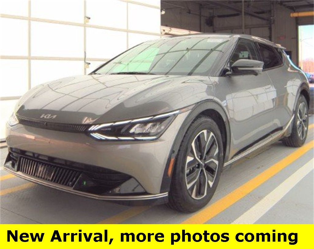 2022 Kia Ev6 Wind's photo