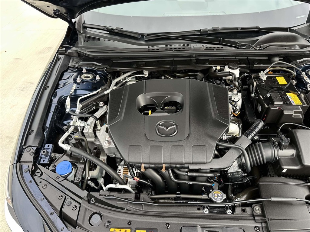 2025 Mazda Mazda3 2.5 Select Sport photo 12