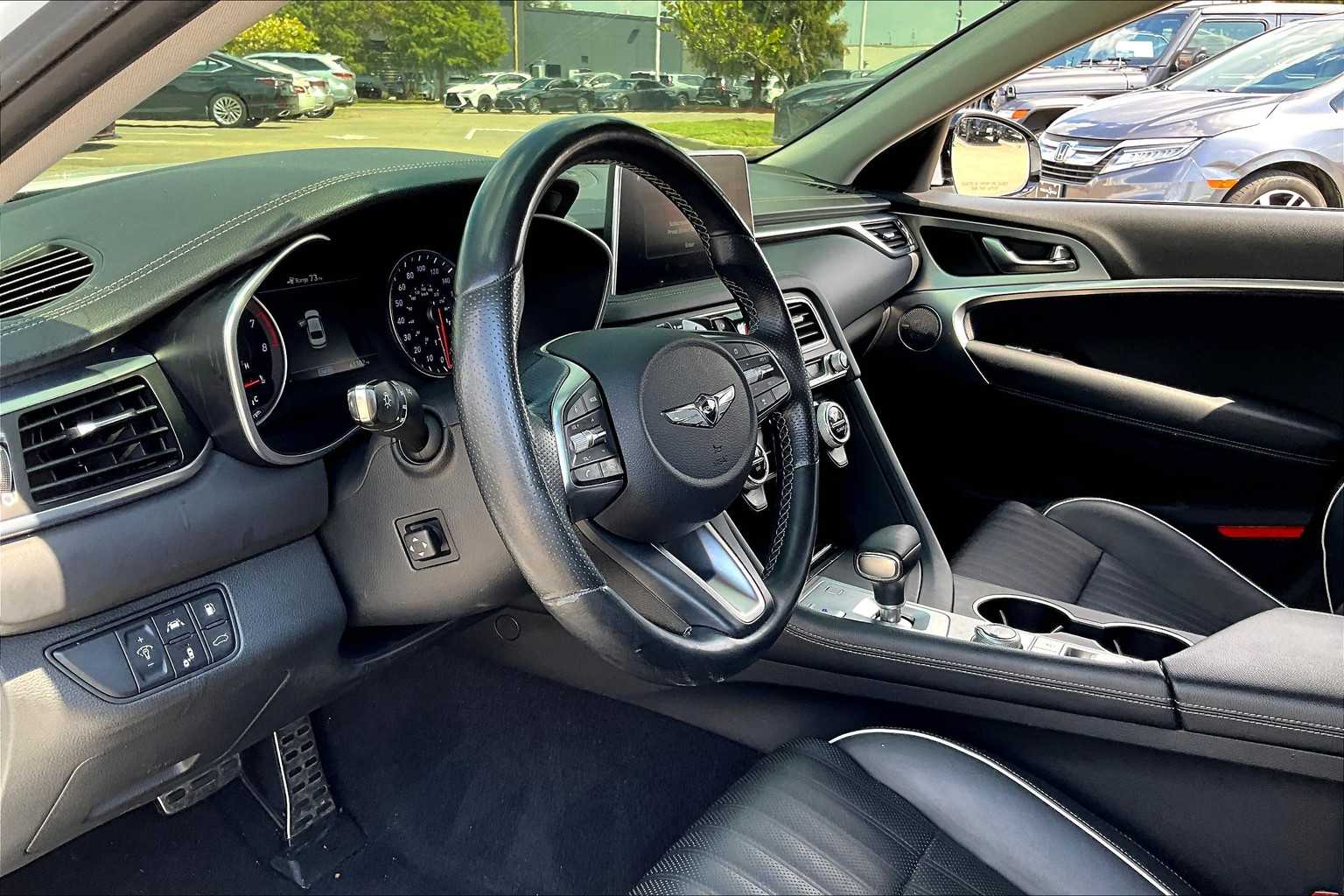 2019 Genesis G70 3.3T Advanced photo 14