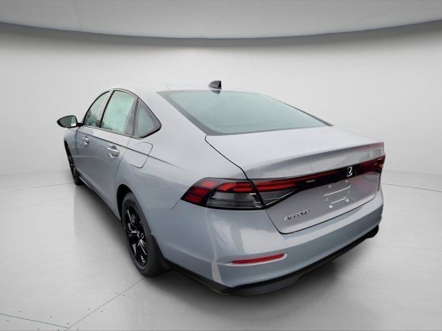2025 Honda Accord SE photo 4