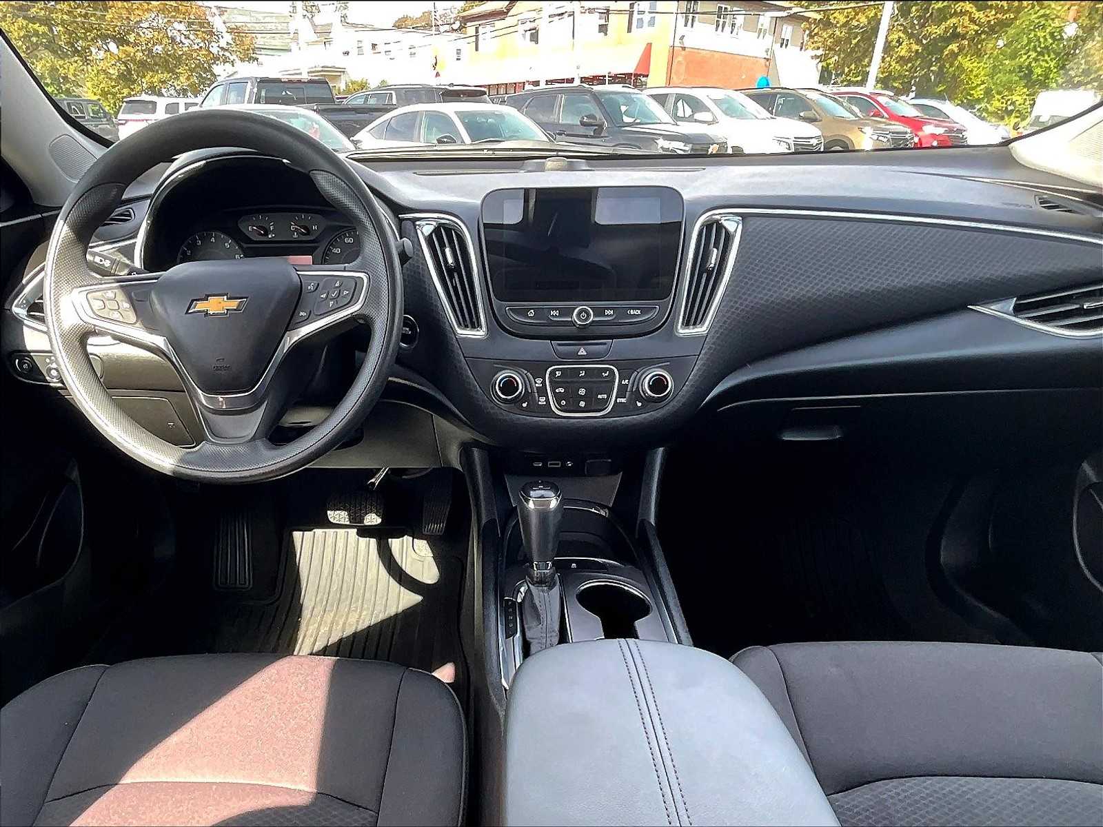 2019 Chevrolet Malibu 1LT photo 21