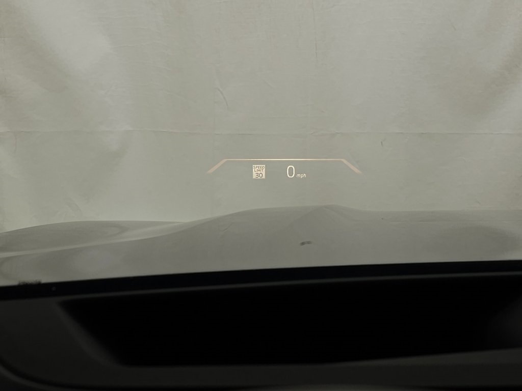 2023 BMW X7 - Image 24