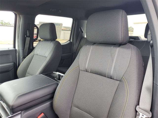 2025 Ford F-150 STX photo 14