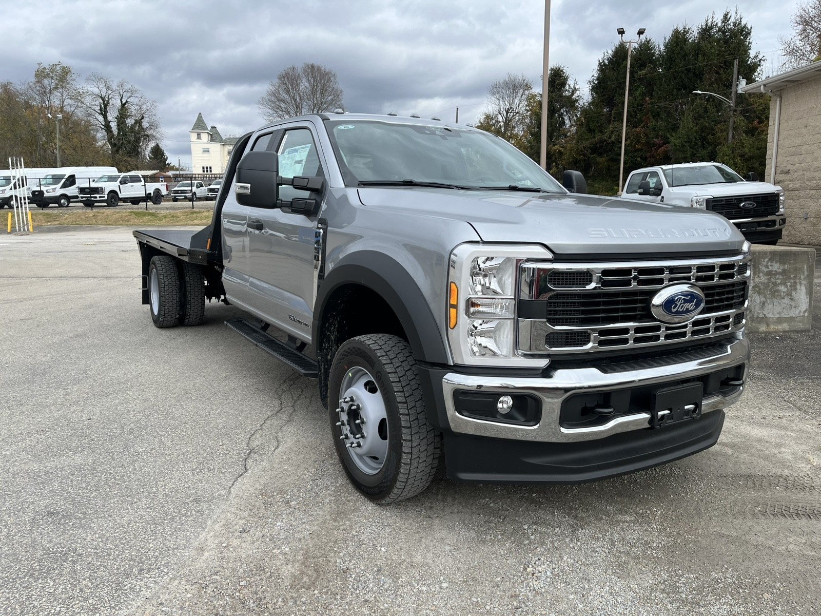 2026 Ford F-450 XL photo 2