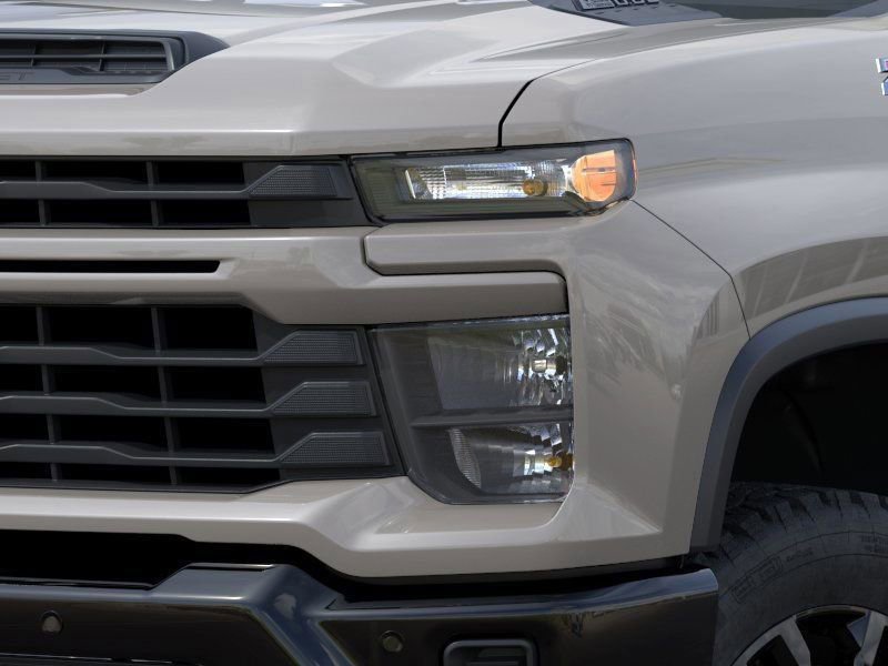 2026 Chevrolet Silverado 2500HD Custom photo 10