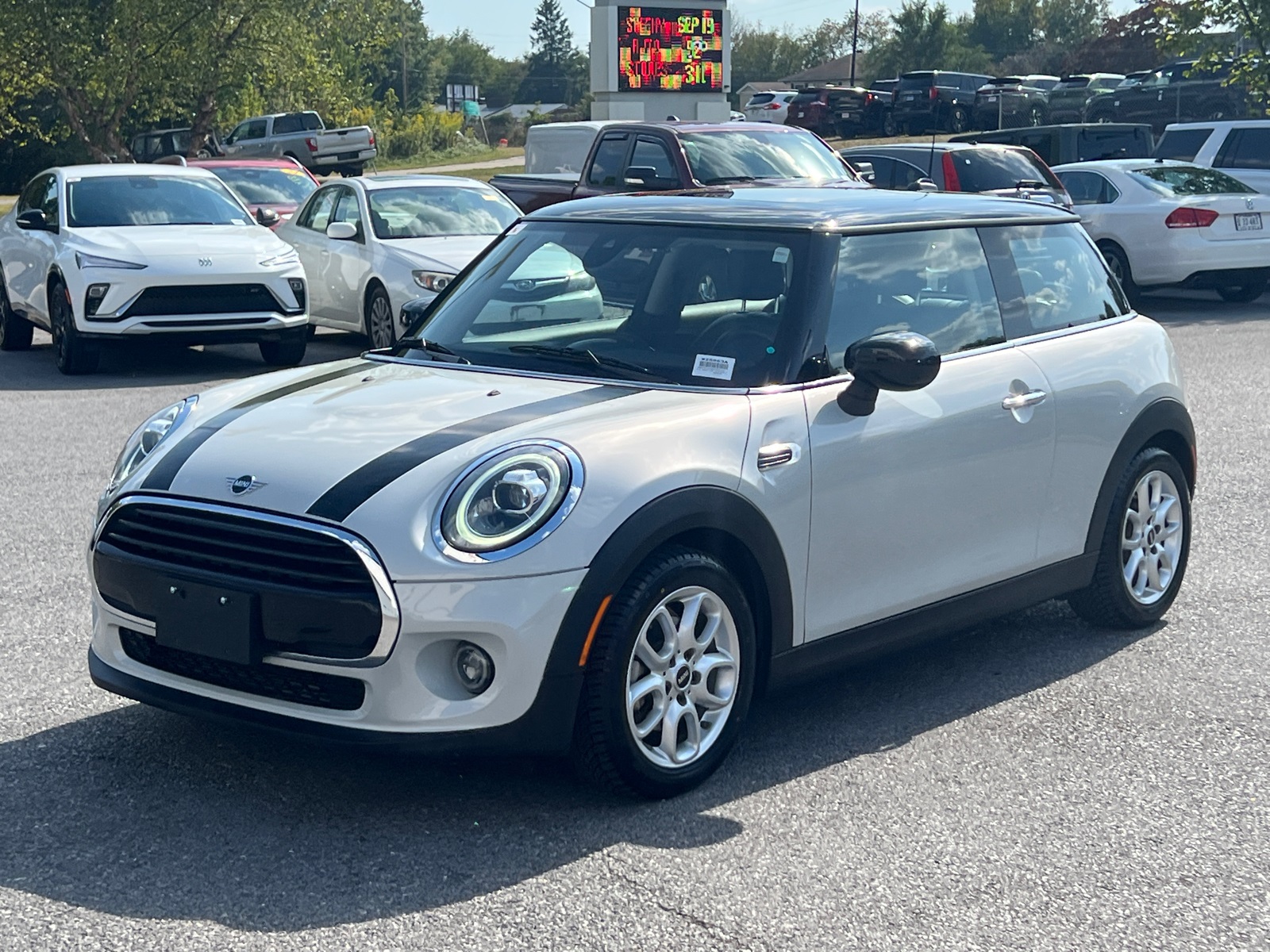 2021 Mini Cooper 2 Door Hardtop Oxford Edition photo 2