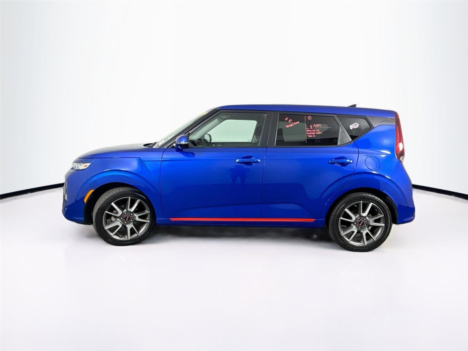 2021 Kia Soul GT-Line photo 9