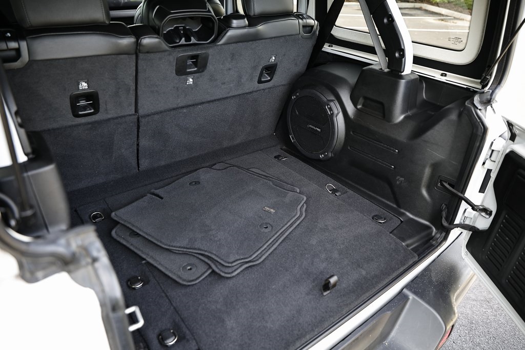 2022 Jeep Wrangler Unlimited Sahara Altitude photo 29