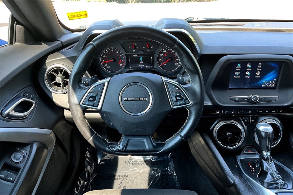 2018 Chevrolet Camaro 1LT photo 8