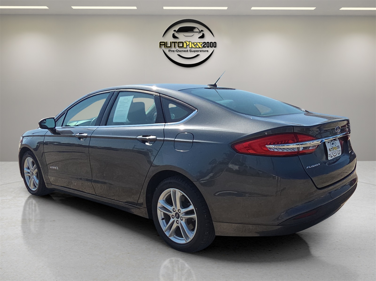 2018 Ford Fusion Hybrid S photo 5