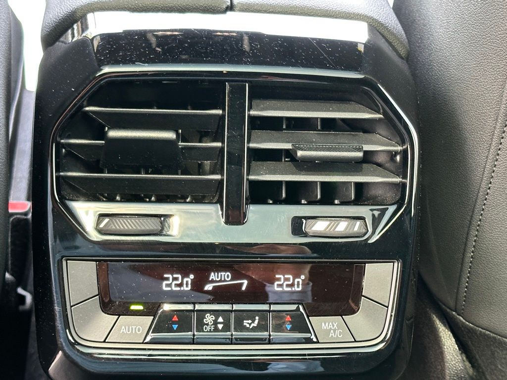 2024 Bmw iX photo 10