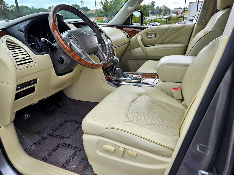 2017 Infiniti QX80 Base photo 7