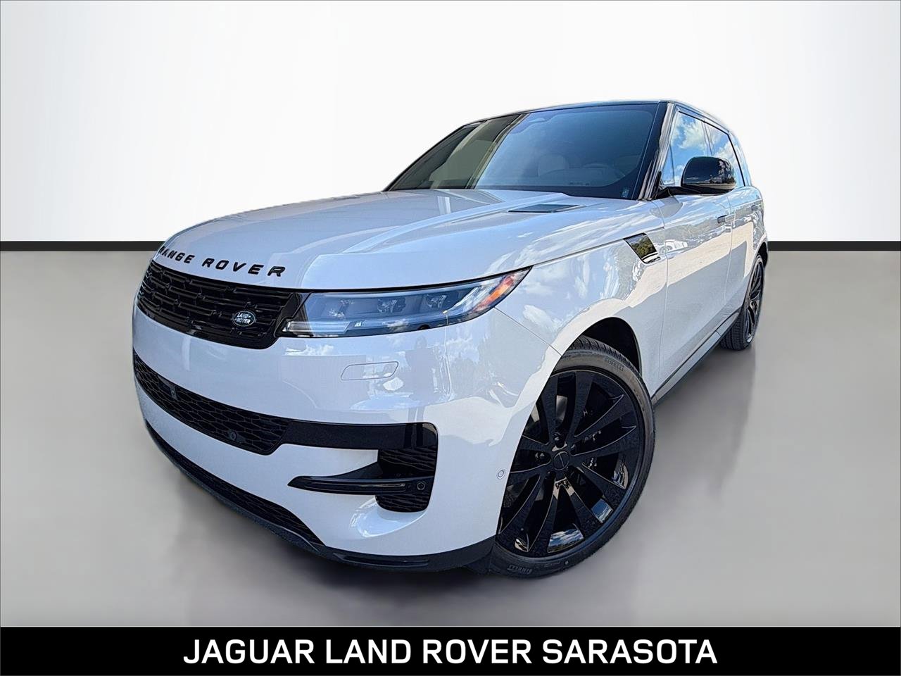 2026 Land Rover Range Rover Sport SE's photo
