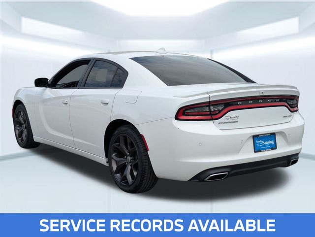 2017 Dodge Charger SXT photo 3
