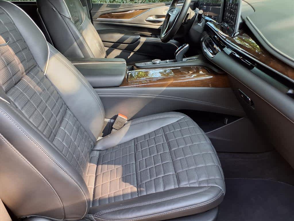 2023 Cadillac Escalade ESV Sport Platinum photo 7