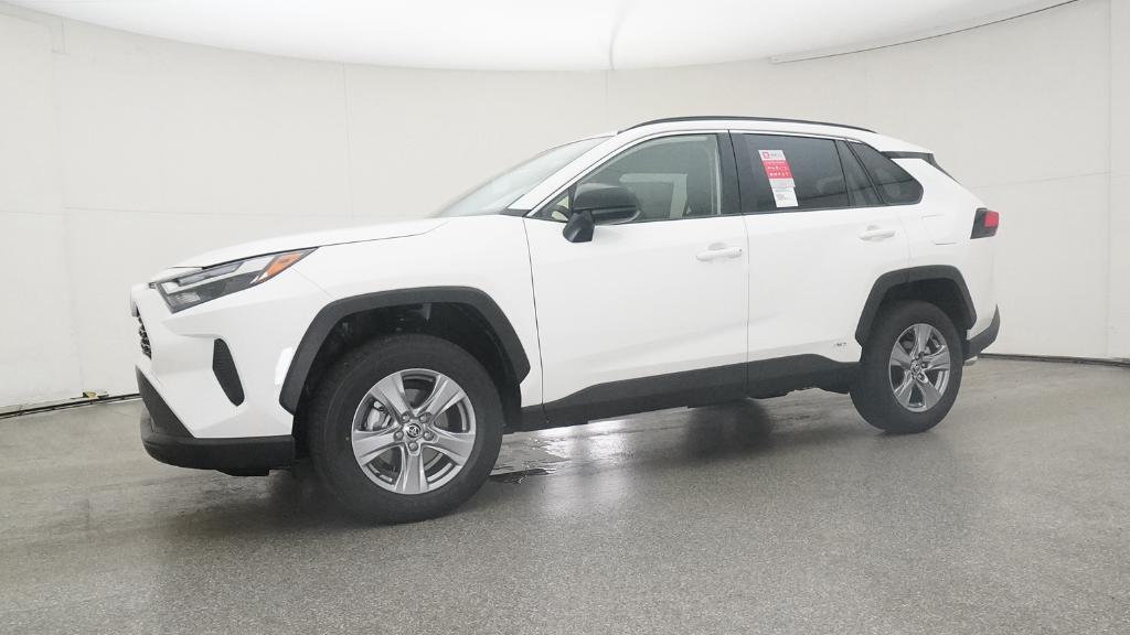 2025 Toyota RAV4 Hybrid LE photo 6