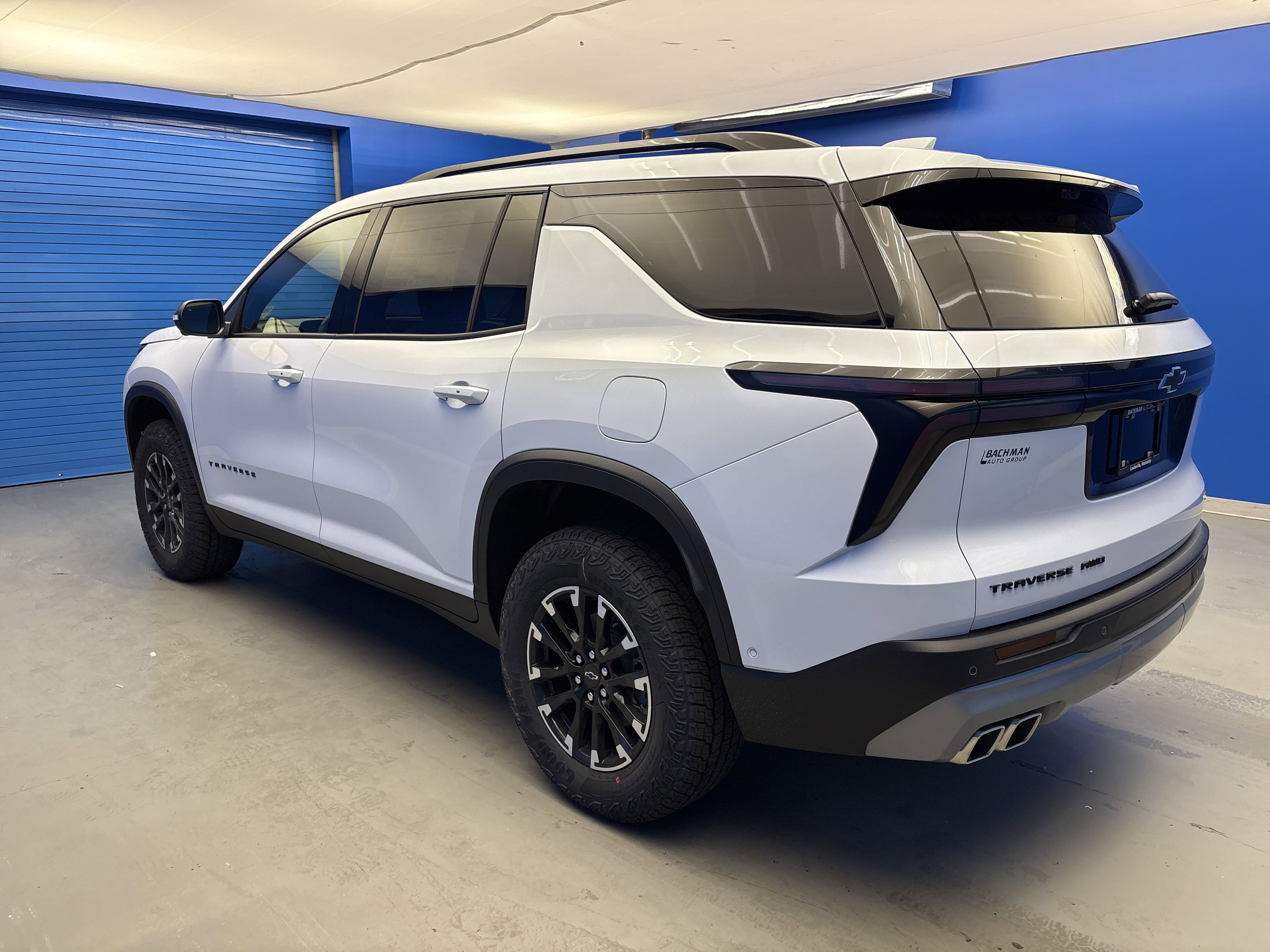 2026 Chevrolet Traverse Z71 photo 5