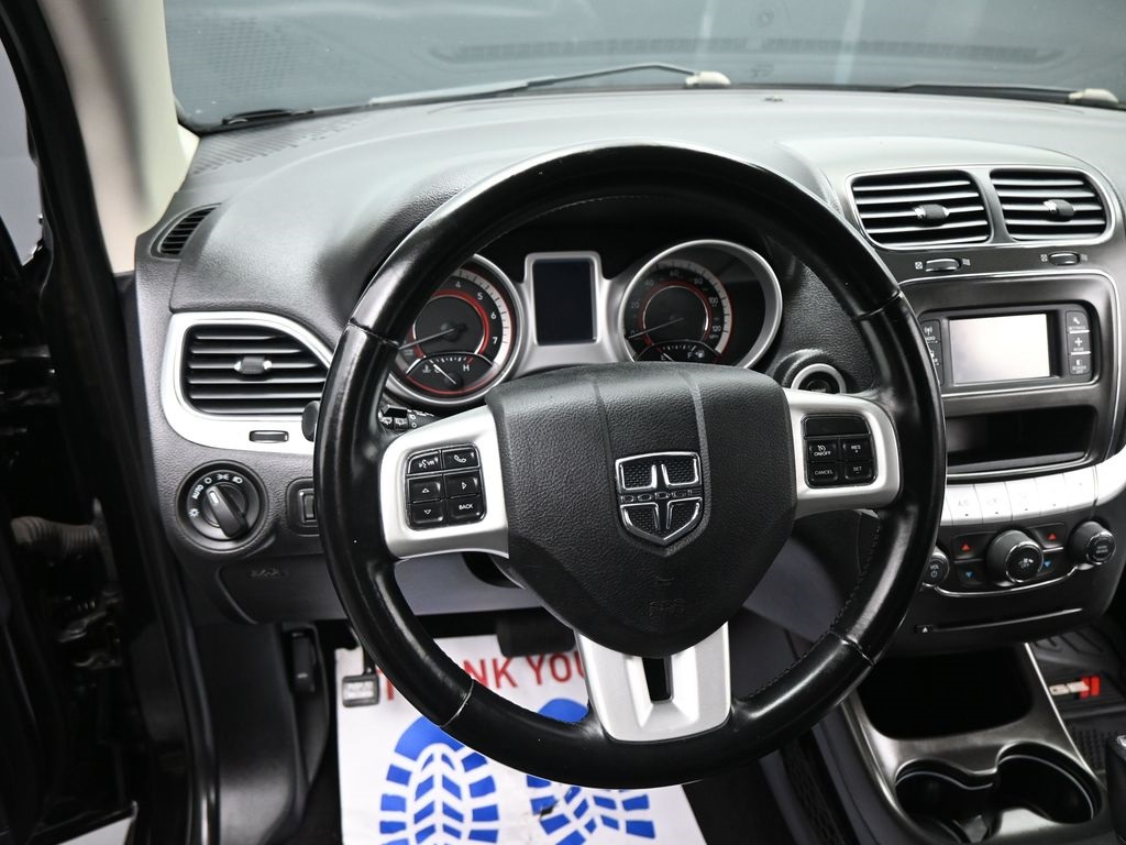 2020 Dodge Journey SE photo 2