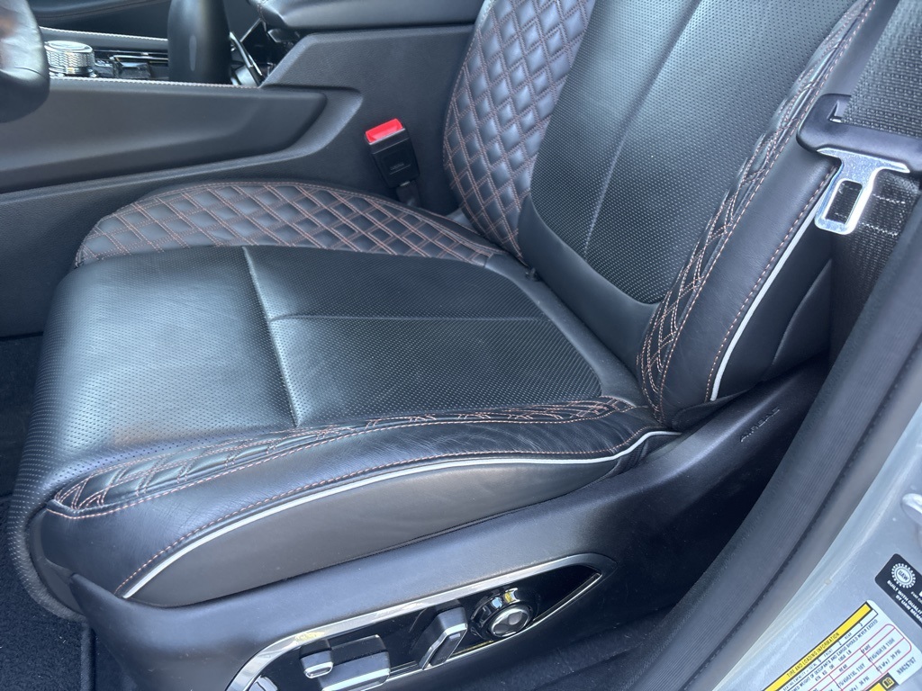 2022 Jeep Grand Cherokee Summit Reserve photo 4