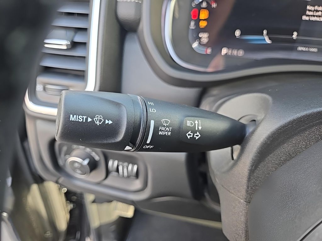 2025 Ram 2500 Laramie photo 19