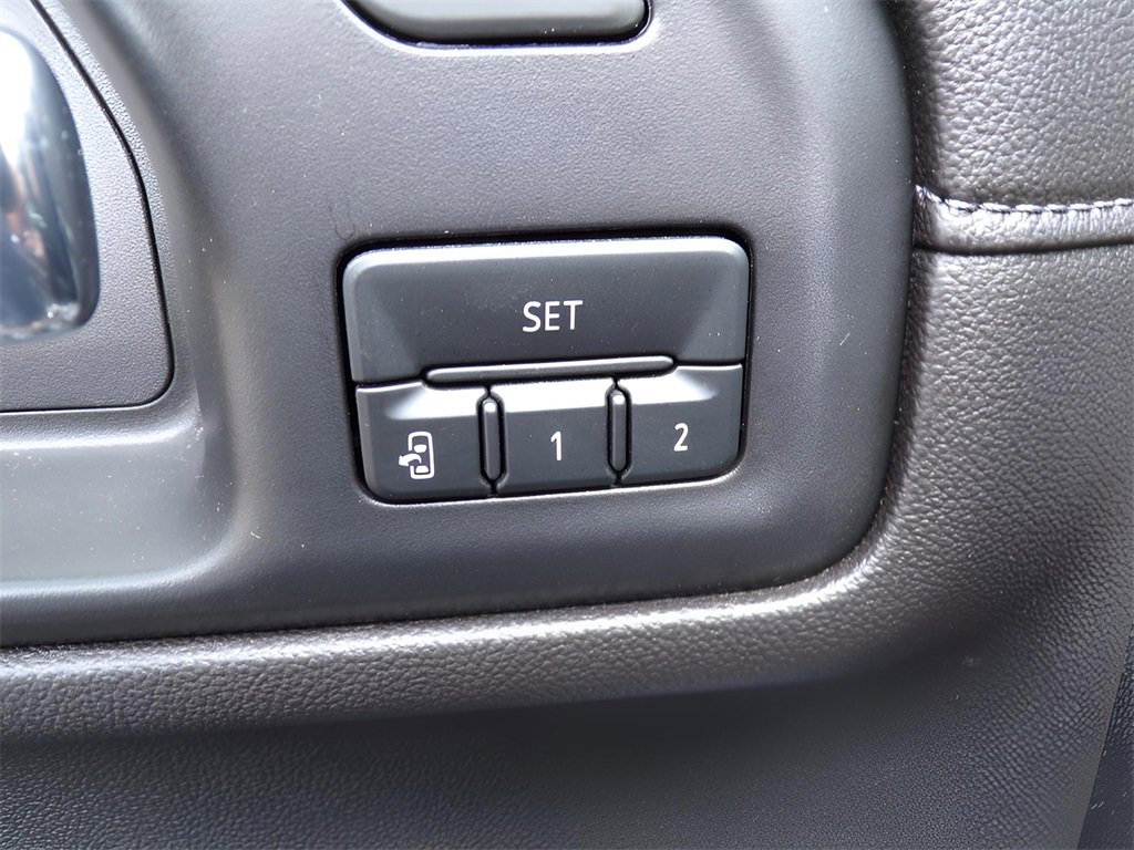 2022 Chevrolet Silverado 3500HD High Country photo 12