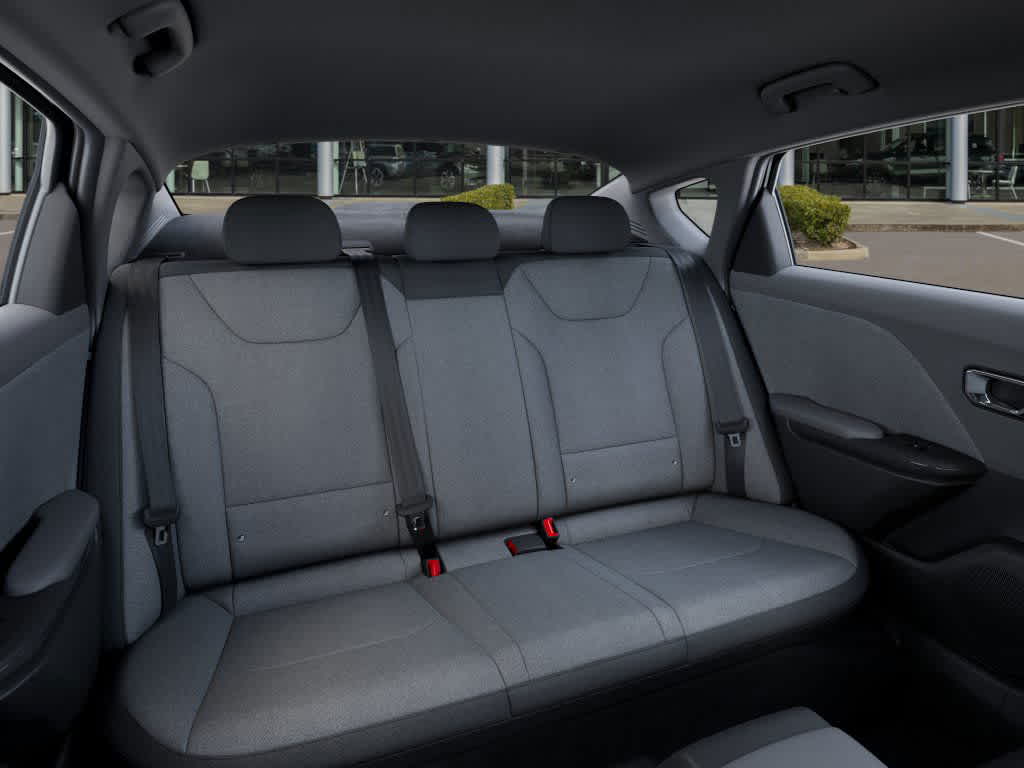 2025 Kia K4 LXS photo 16