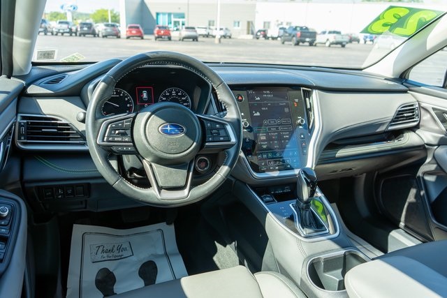 2023 Subaru Outback Onyx Edition photo 6