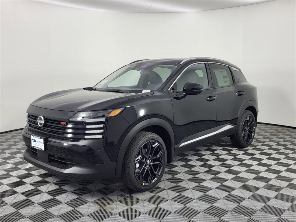 2025 Nissan Kicks SR AWD's photo