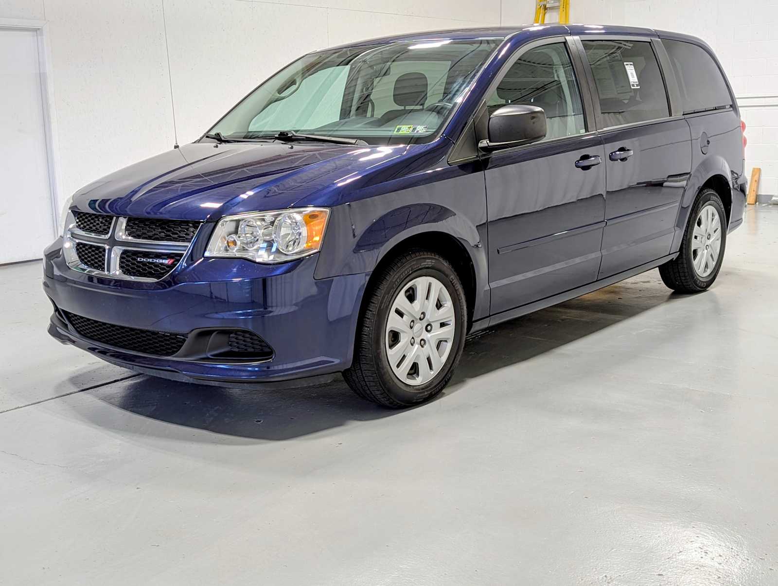 2017 Dodge Grand Caravan SE's photo