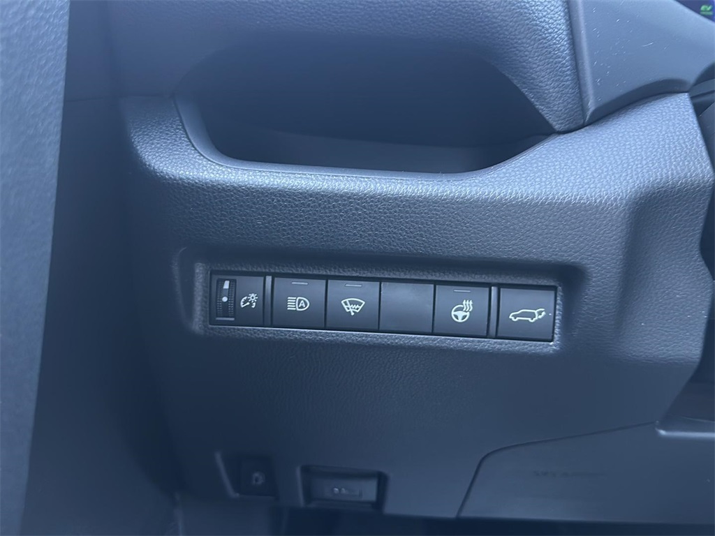 2022 Toyota RAV4 Prime SE photo 13