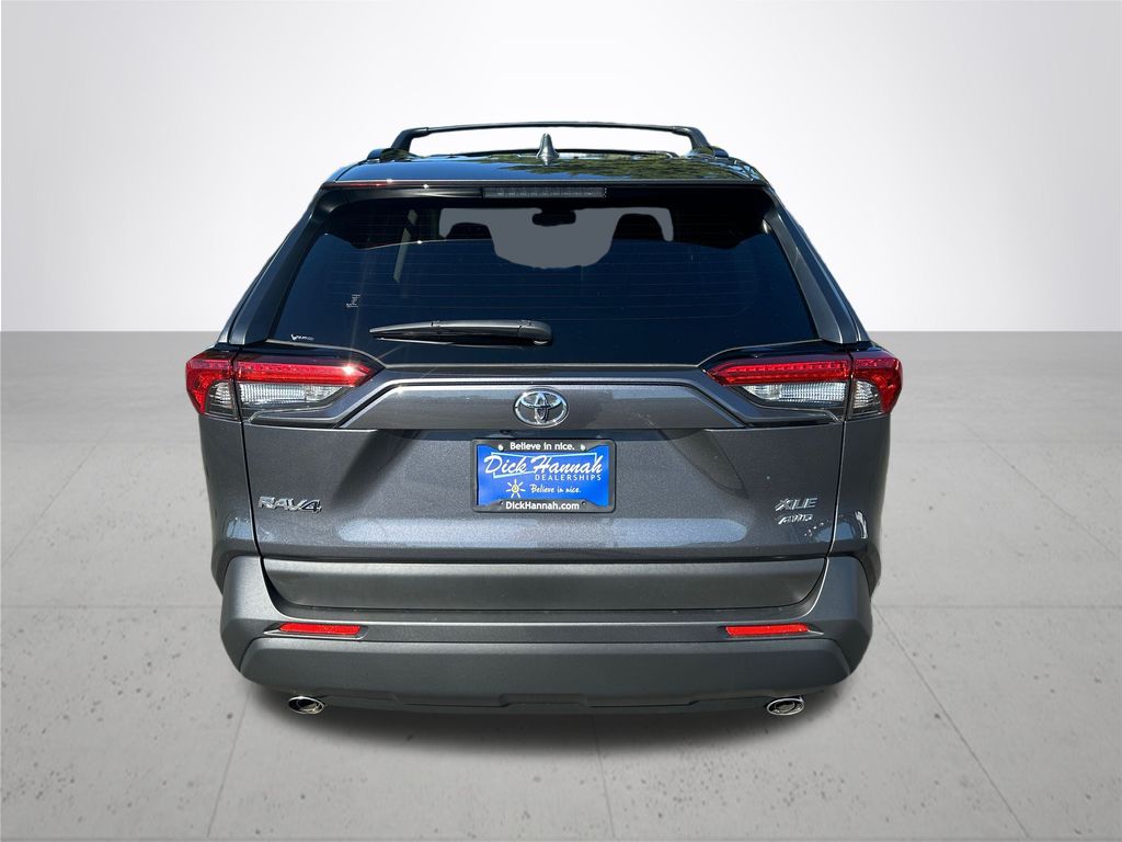2025 Toyota RAV4 XLE Premium photo 8