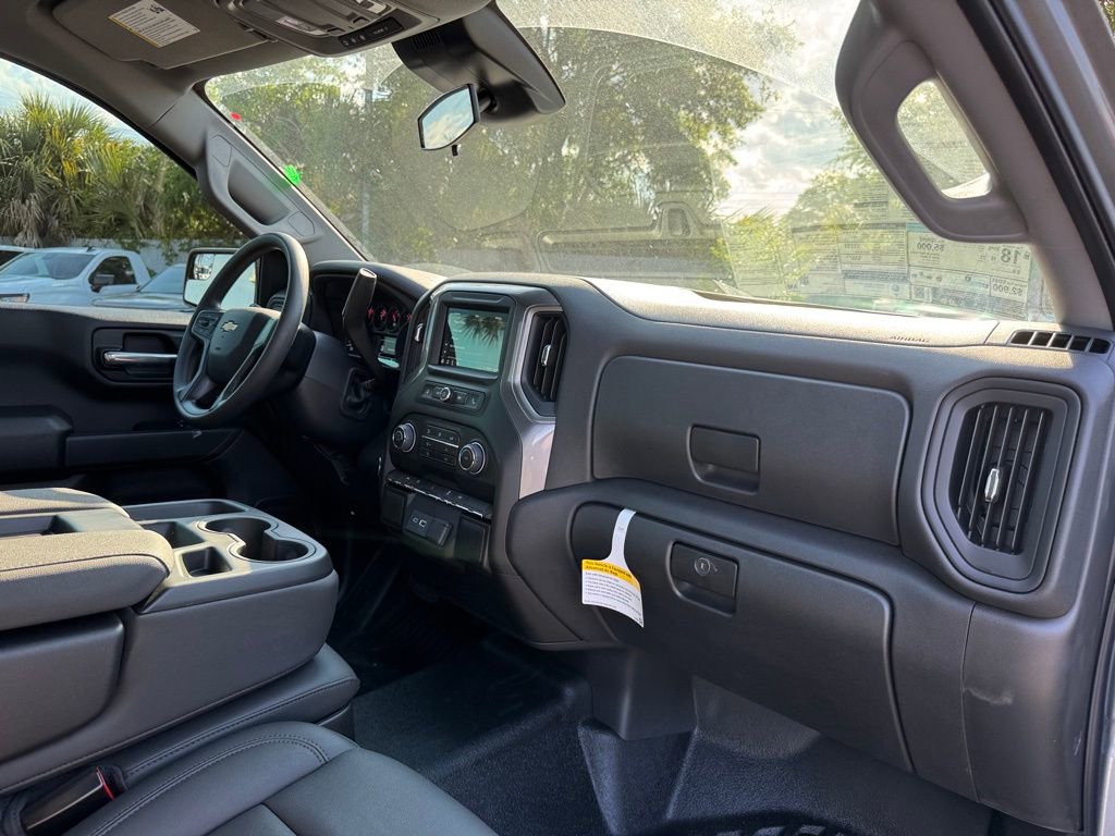2025 Chevrolet Silverado 1500 photo 15
