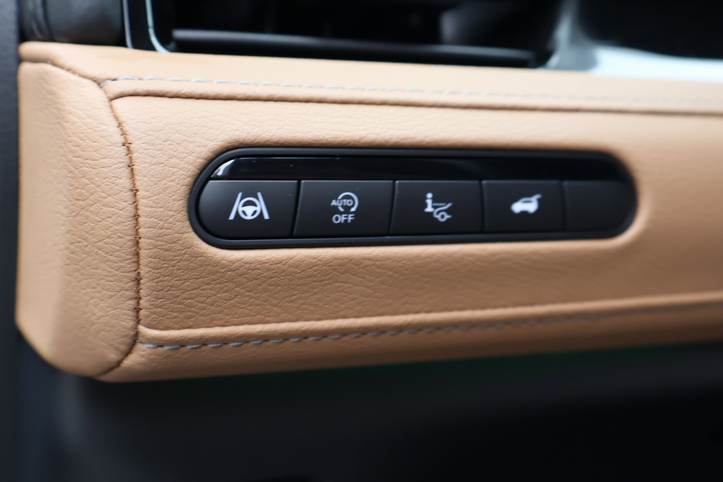 2025 Infiniti QX80 Sensory photo 22
