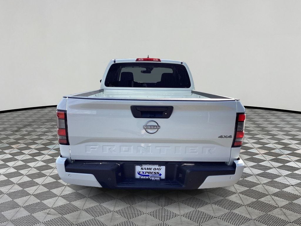 2025 Nissan Frontier SV photo 4