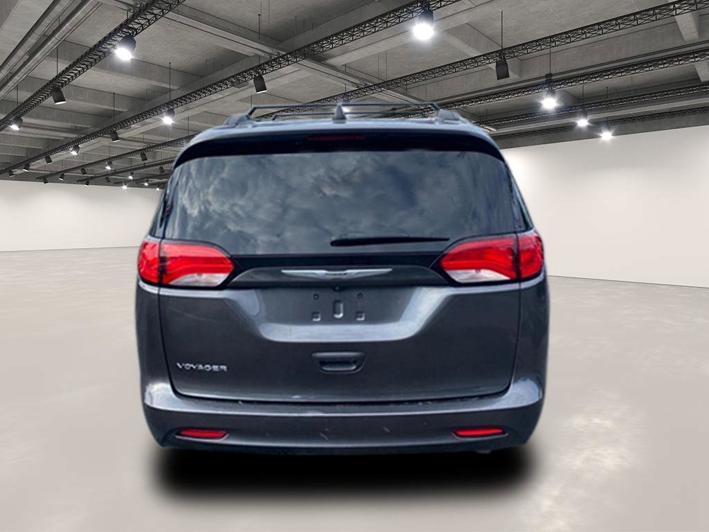 2021 Chrysler Voyager LXi photo 6