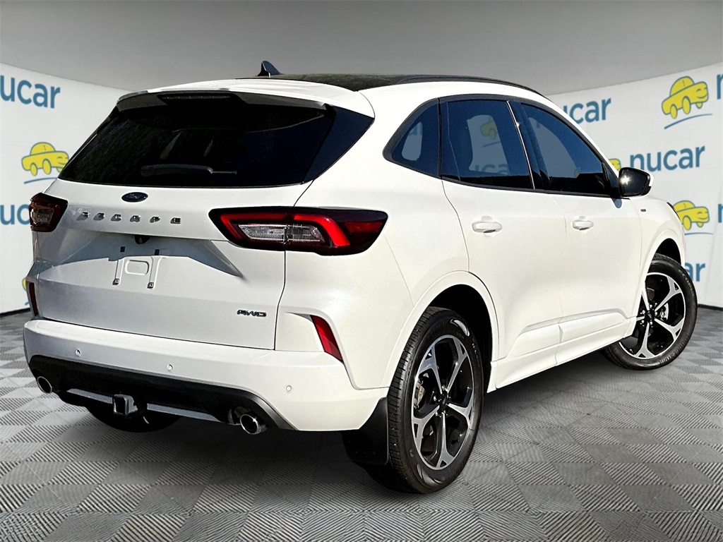 2024 Ford Escape ST-Line Select photo 6